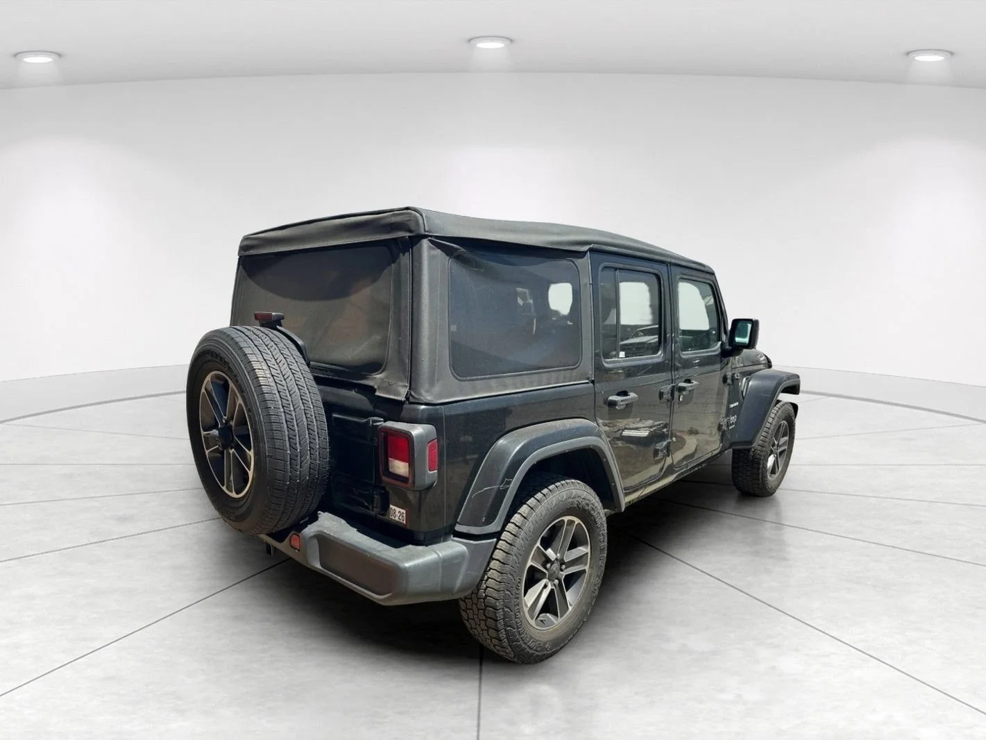 Used 2023 Black Jeep Sahara image 6