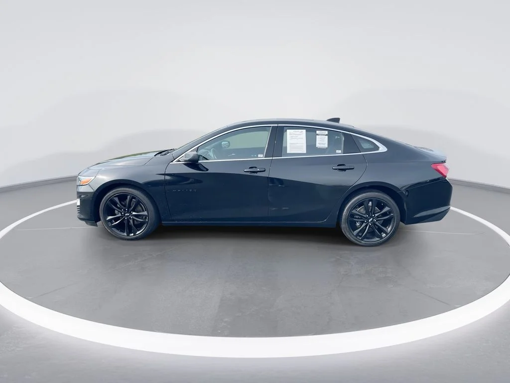 Used 2023 Black Chevrolet LT image 5