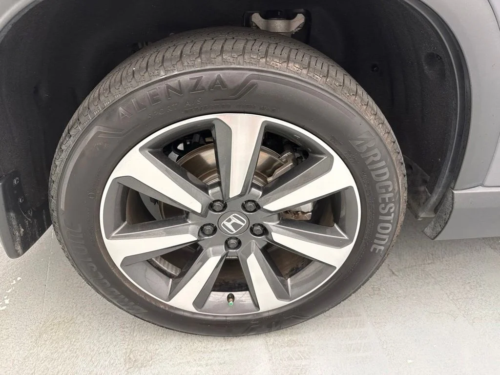 Used 2025 Gray Honda Elite image 13