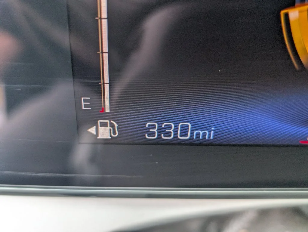 Used 2025 White Chevrolet LT image 21