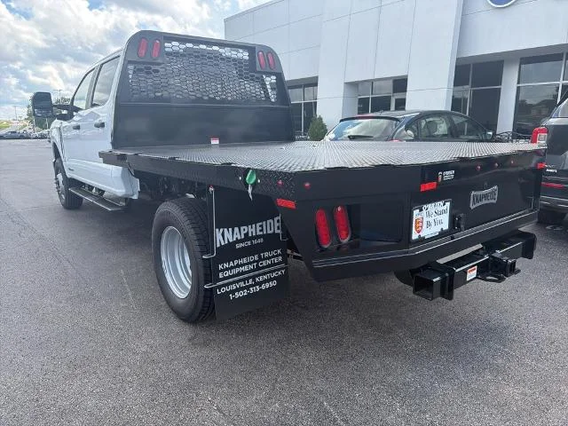 New 2026 Oxford White Ford F-350® XL image 28