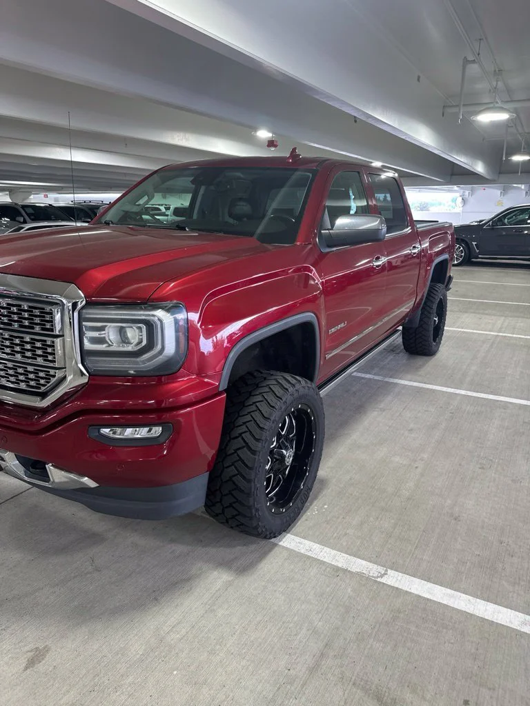 Used 2018 Red Quartz Tintcoat GMC Denali image 2