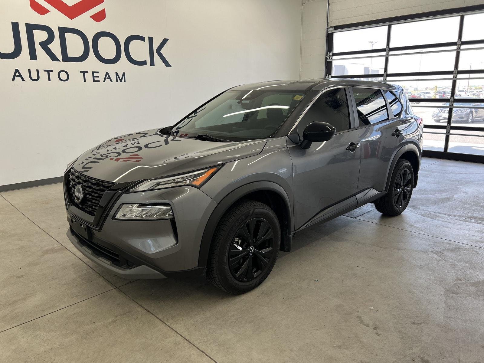 Used 2023 Gun Metallic Nissan SV image 6