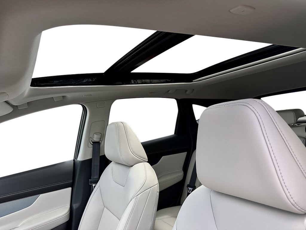 New 2026 Everest White Pearl TriCoat Nissan SL image 25