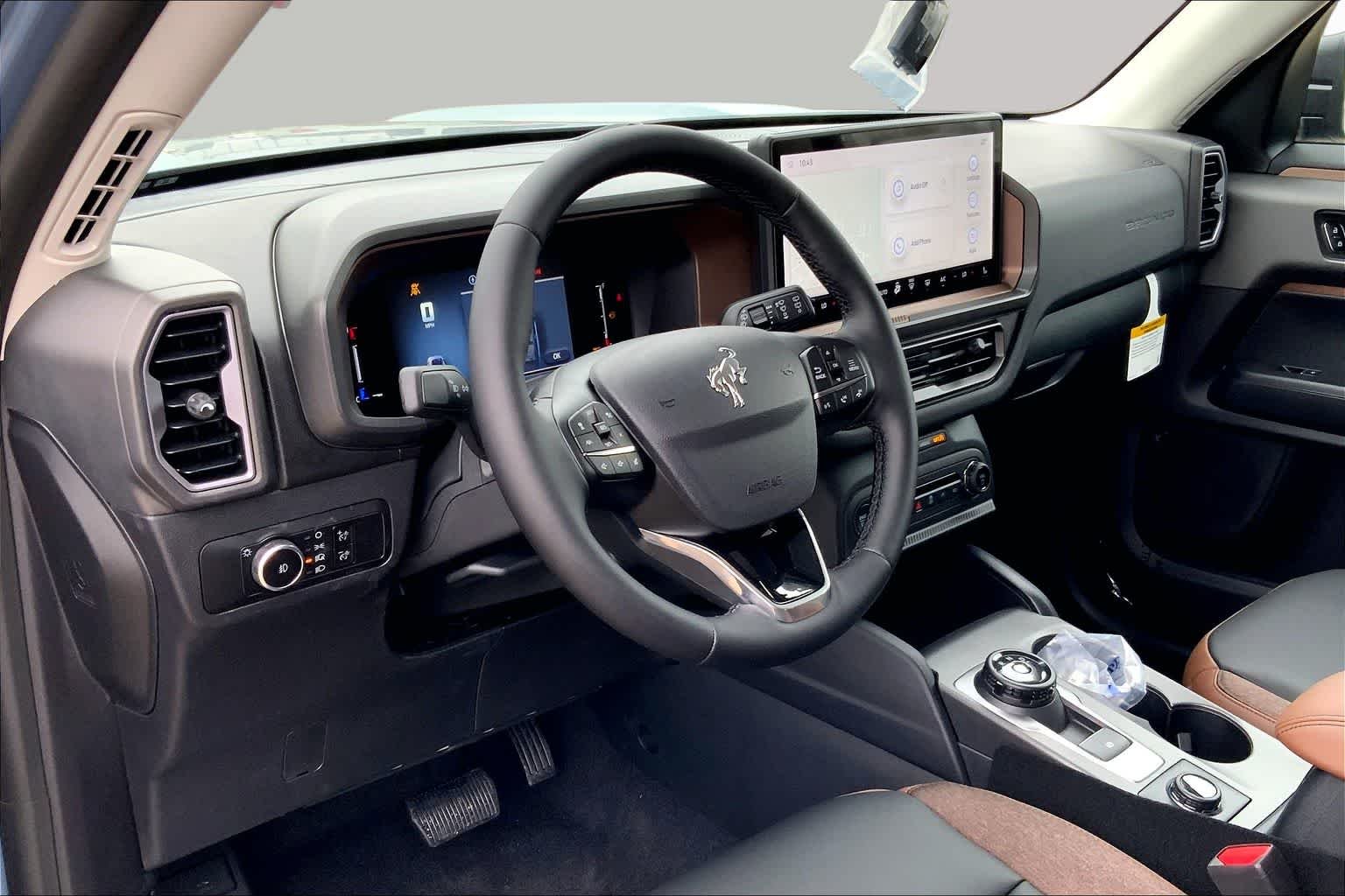 New 2026 Azure Gray Metallic Tri-Coat Ford Outer Banks® image 6