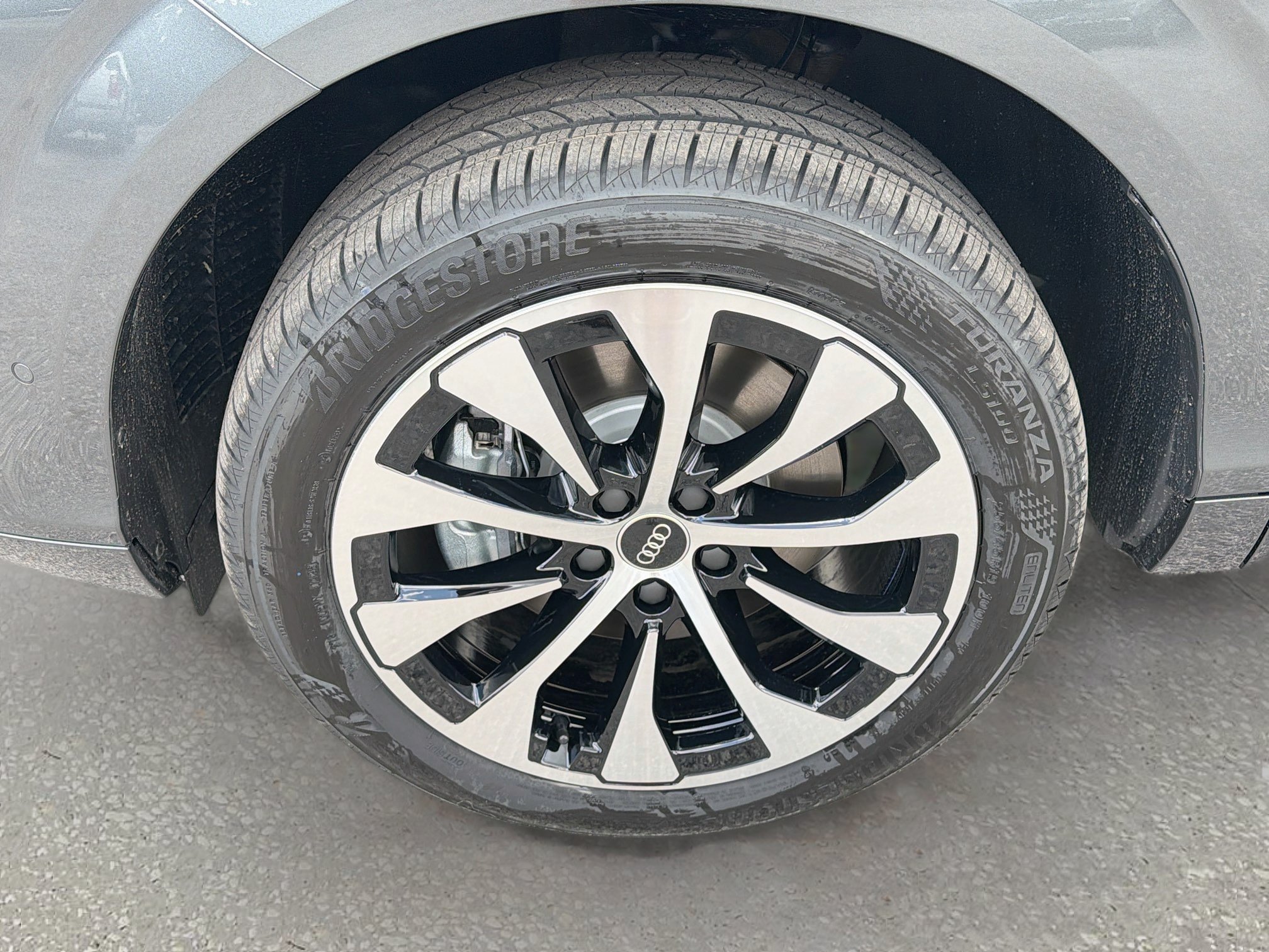 New 2026 Daytona Gray Pearl Effect Audi S line image 41