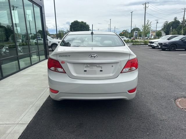 Used 2017 Beige Hyundai Value Edition image 4