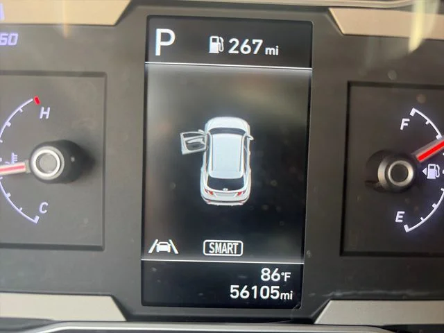 Used 2024 Blue Hyundai SEL image 16