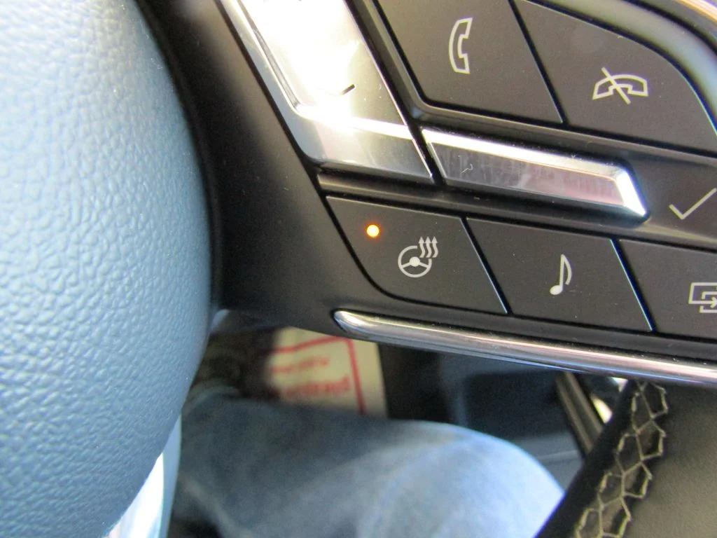 Used 2025 White Buick Preferred image 29