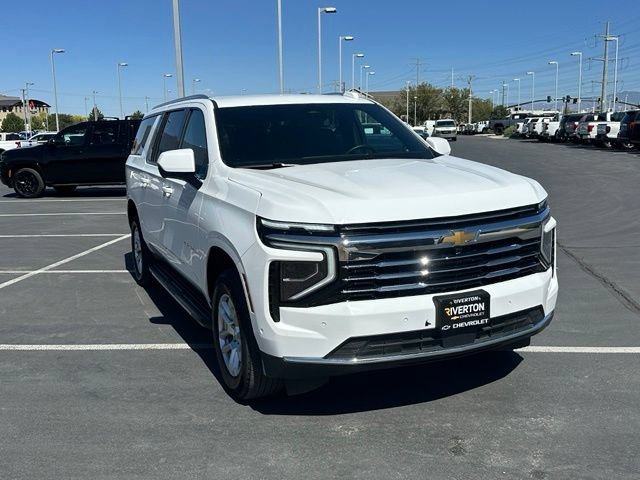 2025 Chevrolet Suburban LT - Photo 9