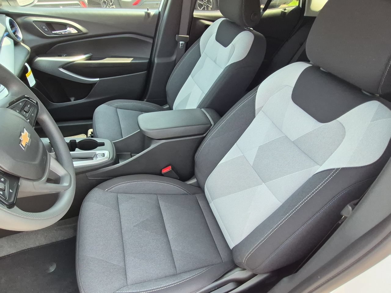 2026 Chevrolet Trax LS - Photo 18