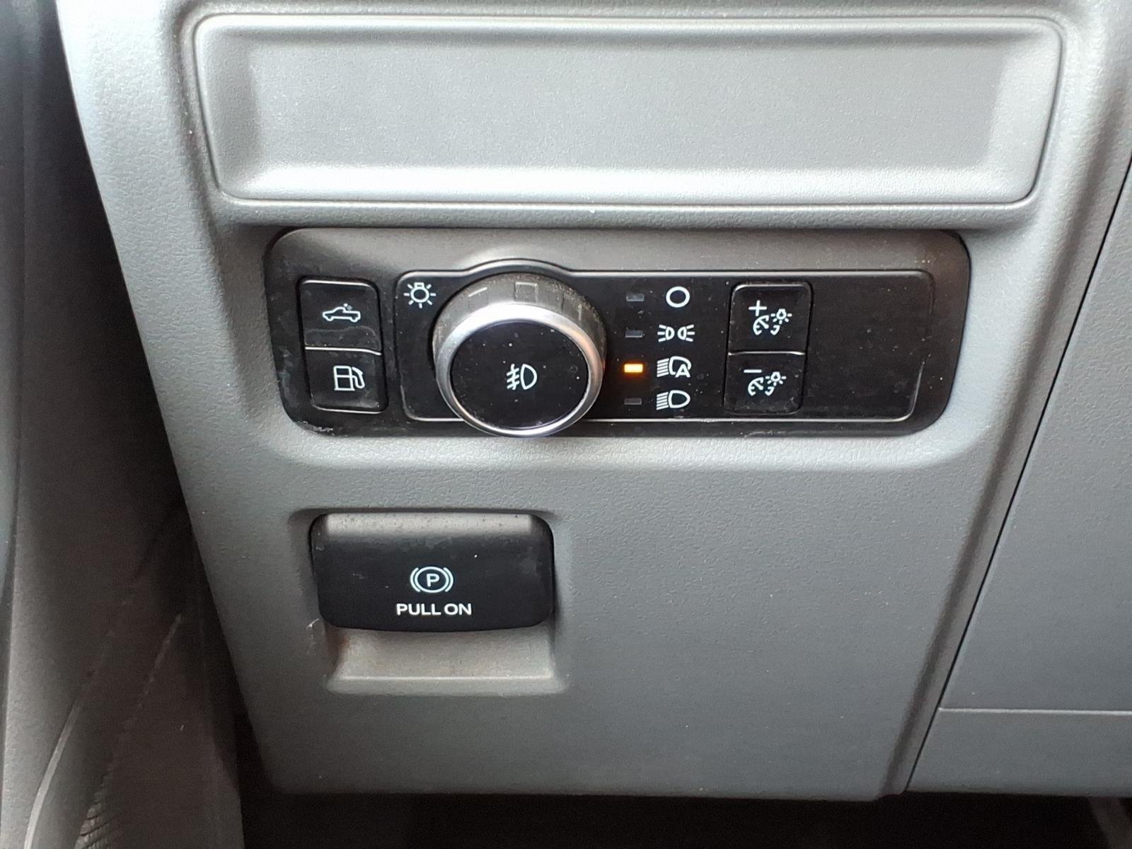 Used 2024 Agate Black Metallic Ford XLT image 17