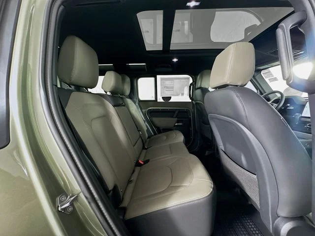 Certified Used 2025 Green Land Rover X-Dynamic SE image 27