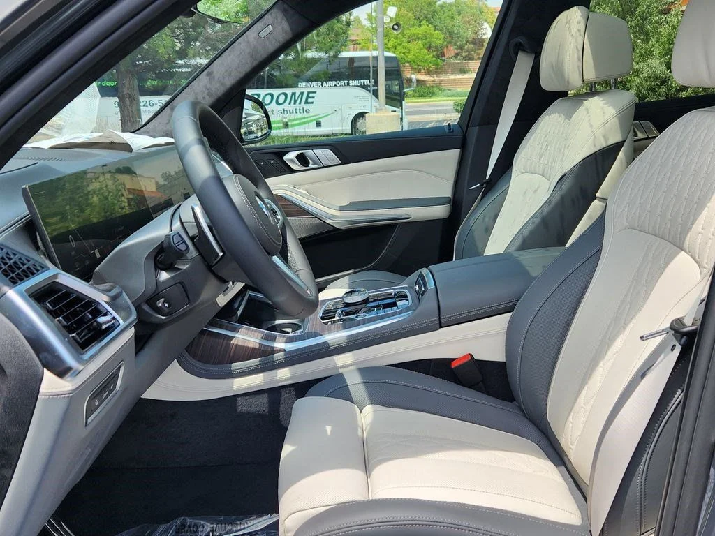 Used 2027 Dravit Grey Metallic BMW xDrive40i image 9