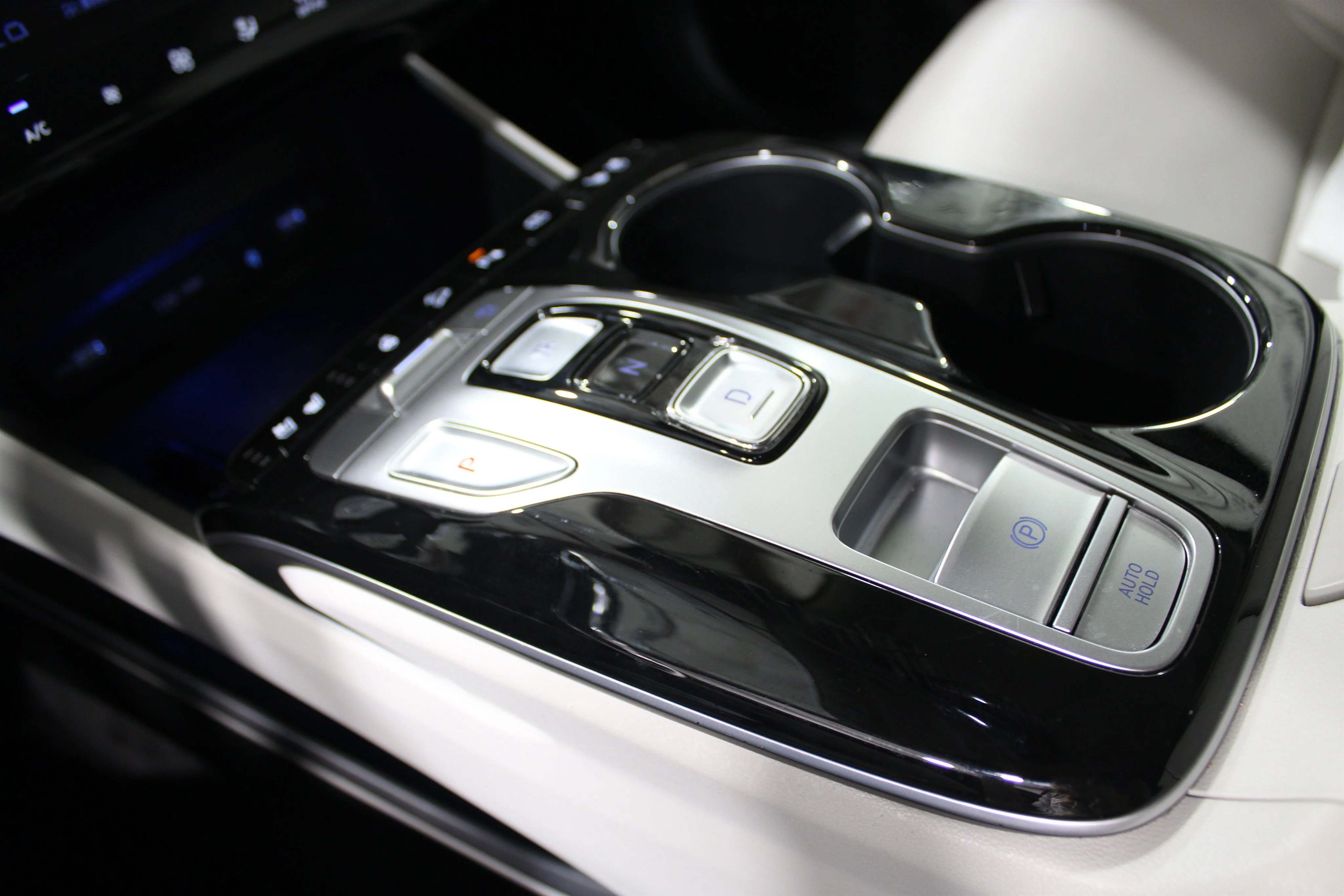 2024 Hyundai Tucson Limited - Photo 16