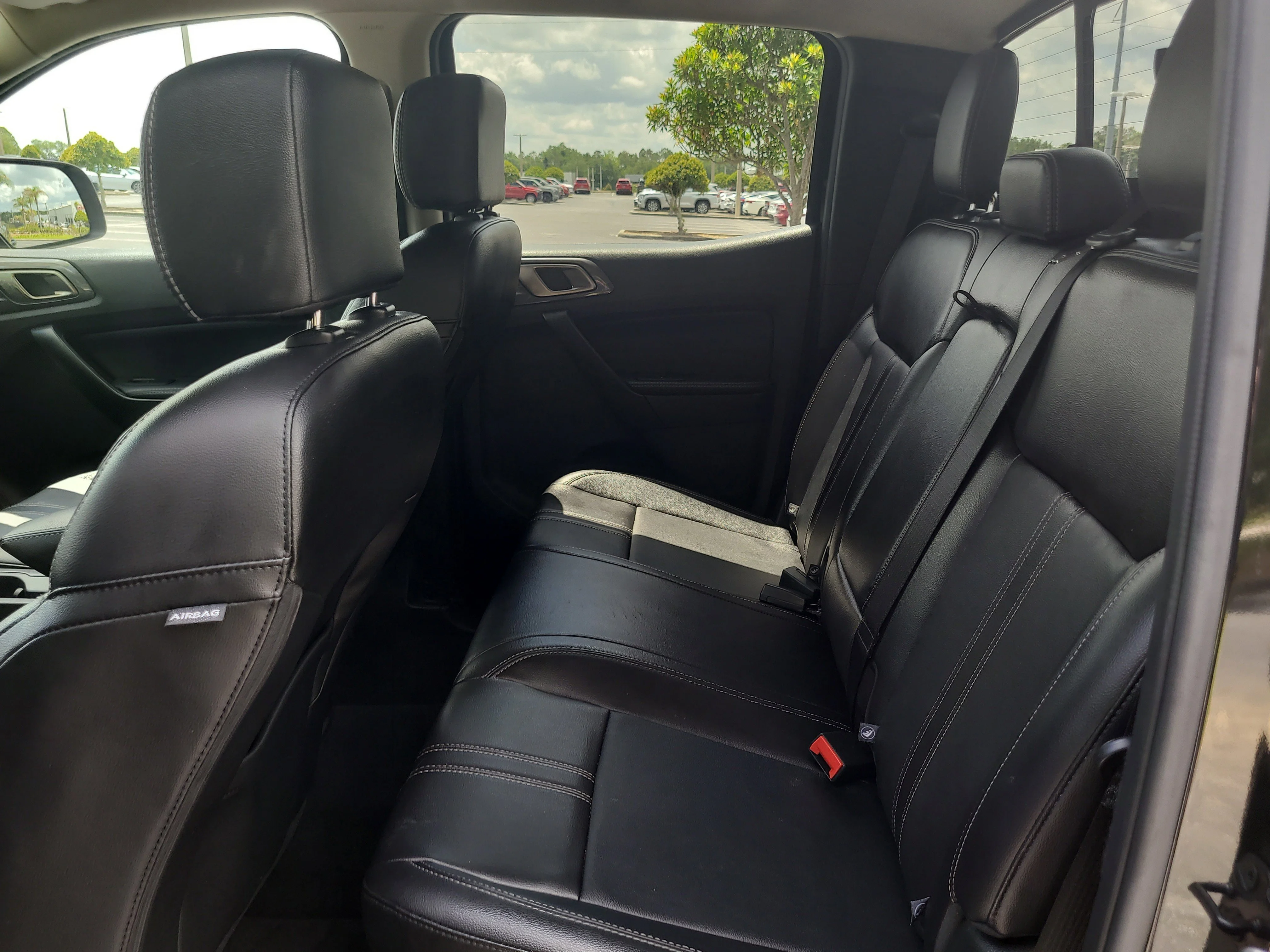 Used 2022 Shadow Black Ford LARIAT image 14