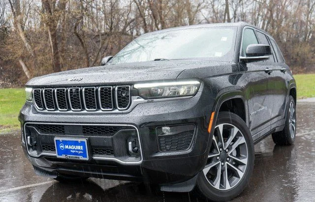 Used 2024 Black Jeep Overland image 1