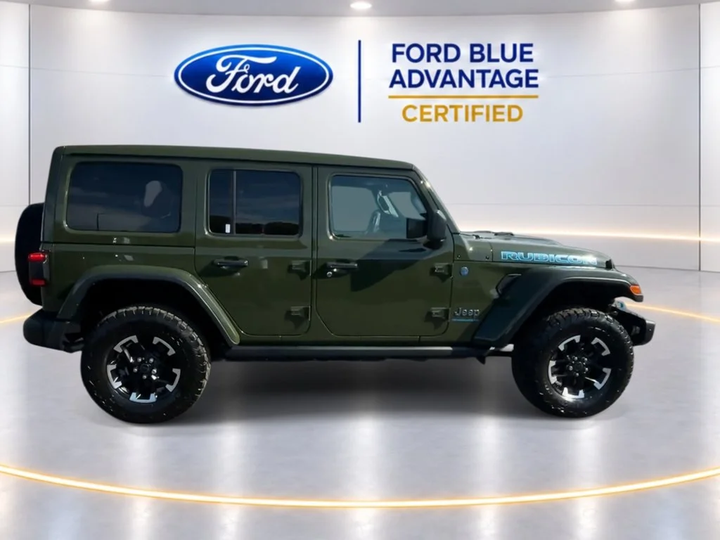 Certified Used 2024 Sarge Green Clearcoat Jeep Rubicon X 4xe image 10
