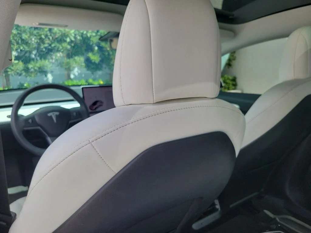 Used 2021 White Tesla Standard Range Plus image 10