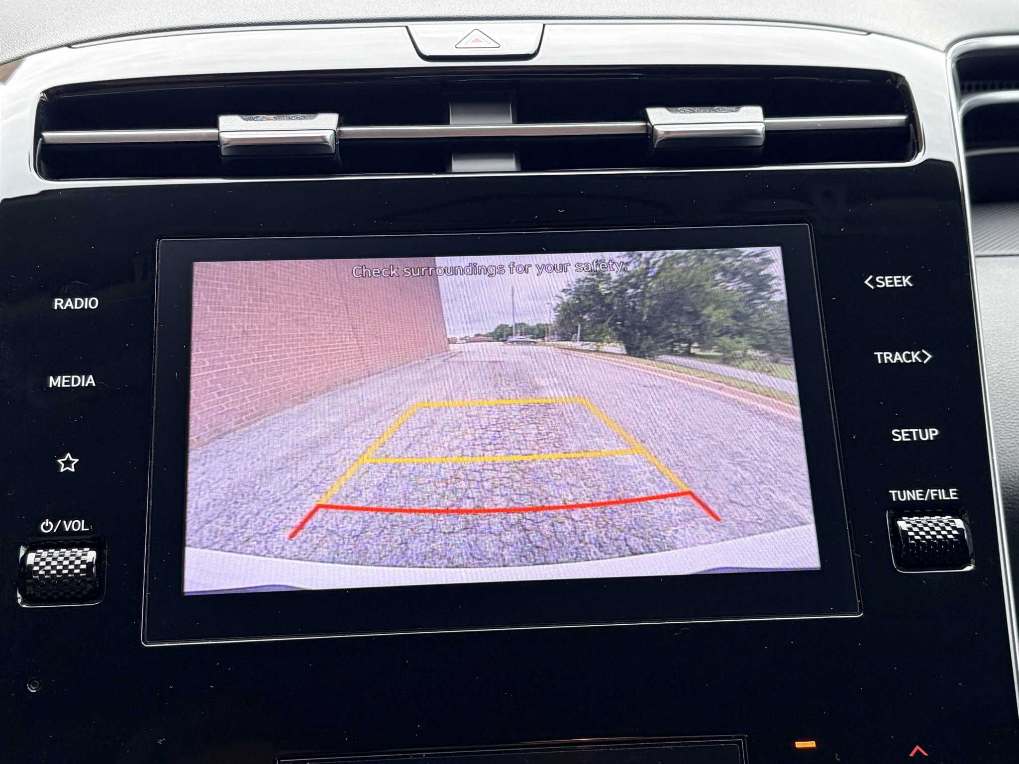 Used 2024 White Pearl Hyundai SEL image 17