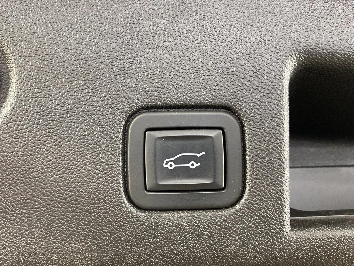 Used 2019 Storm Blue Metallic Chevrolet LT image 27
