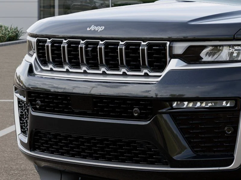 New 2026 Diamond Black Crystal Pearl-Coat Exterior Paint Jeep Summit image 11