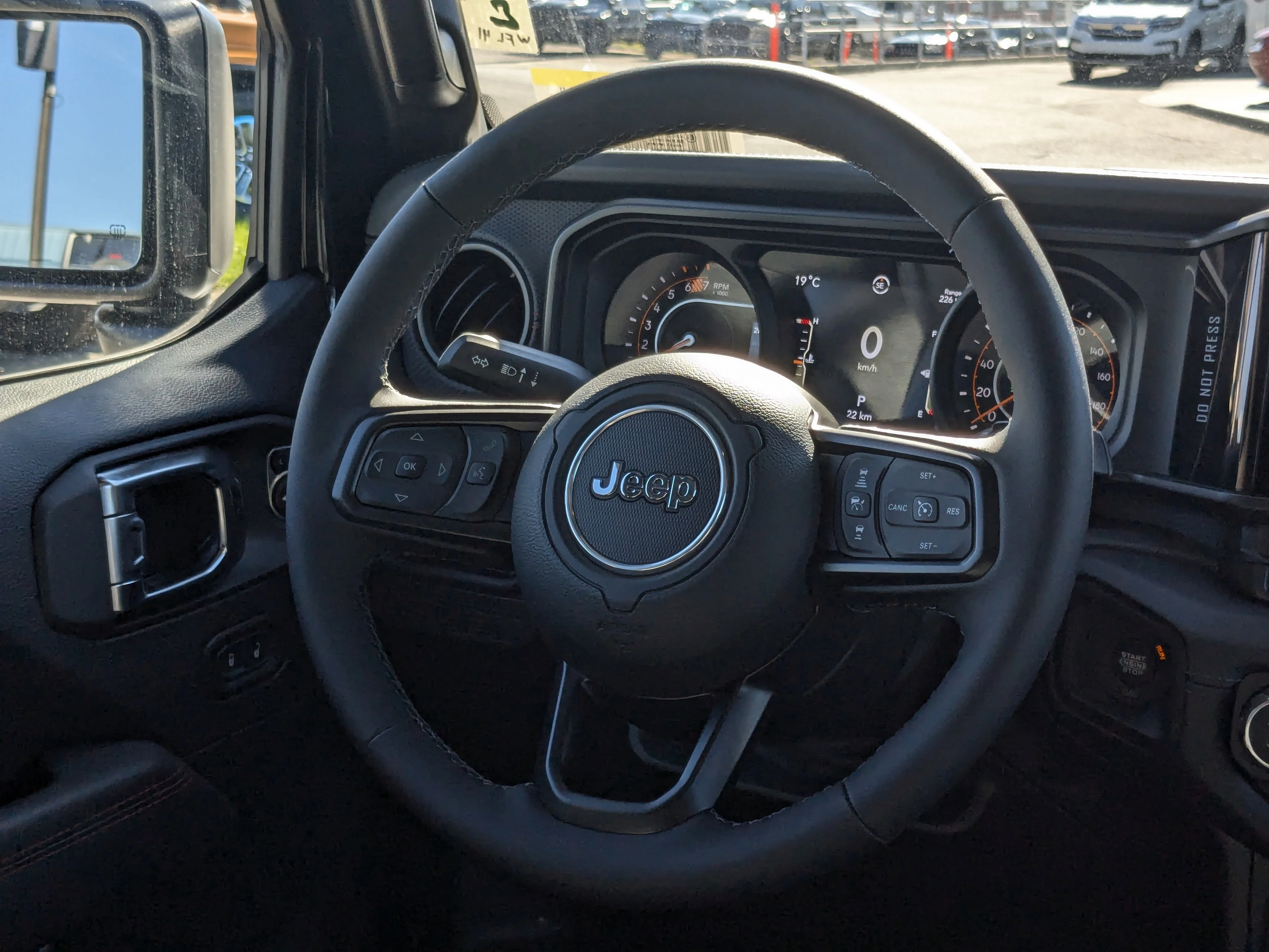 New 2025 Black Jeep Rubicon X - - 35 INCH A/T TIRES - Trailer Tow Group - Offroad Cam - Nappa leather seats & Tons More! image 15