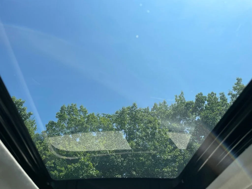 Used 2017 Blue Honda EX-L image 20