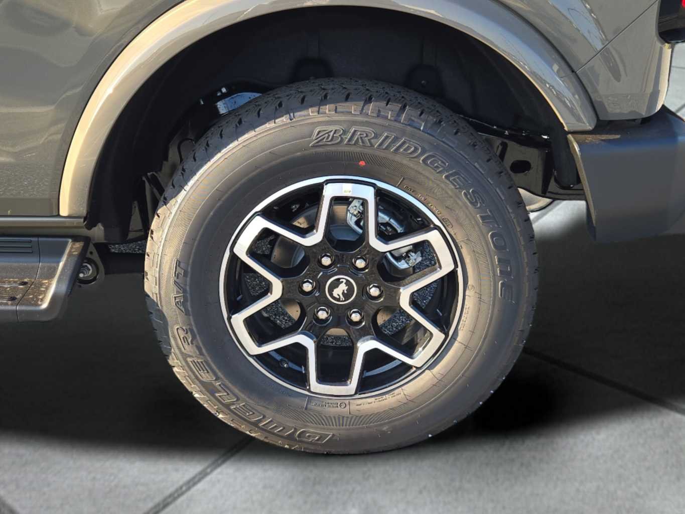 New 2026 Marsh Gray Ford Outer Banks® image 12