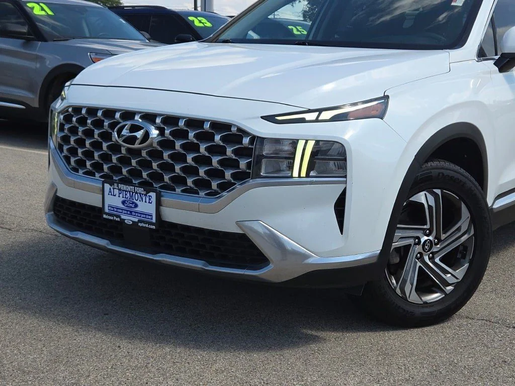 Used 2022 Hyundai Santa Fe SEL with VIN 5NMS2DAJ8NH449810 for sale in Melrose Park, IL
