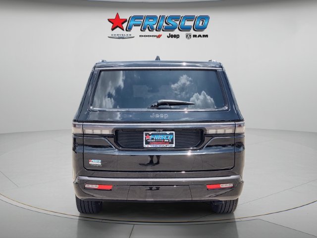 New 2026 High Gloss Black Exterior Paint Jeep Summit Reserve image 6