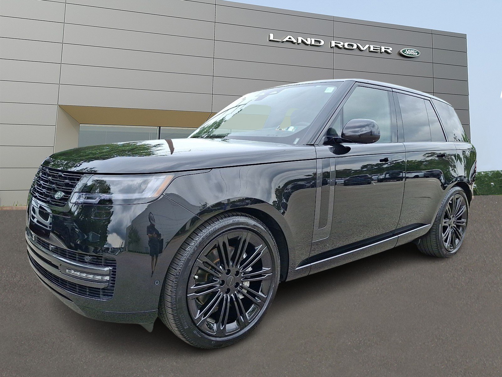 New 2026 Santorini Black Land Rover P400 SE image 1