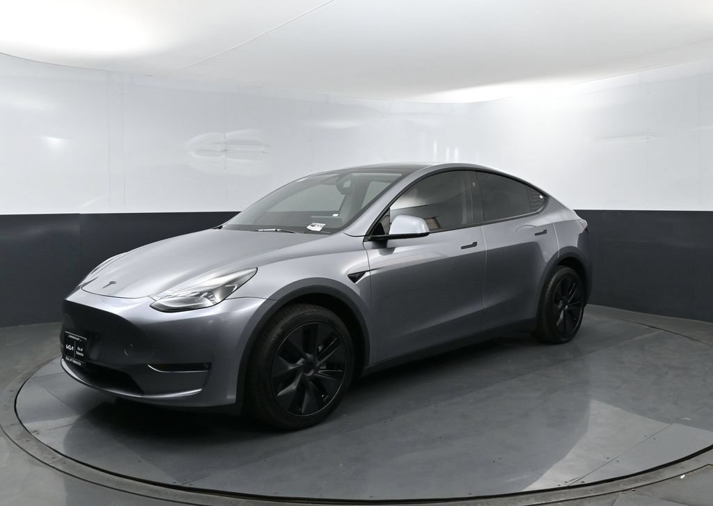 2025 Tesla Model Y