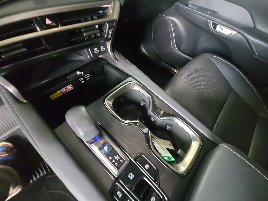 Used 2023 White Lexus 350h Premium Plus image 18