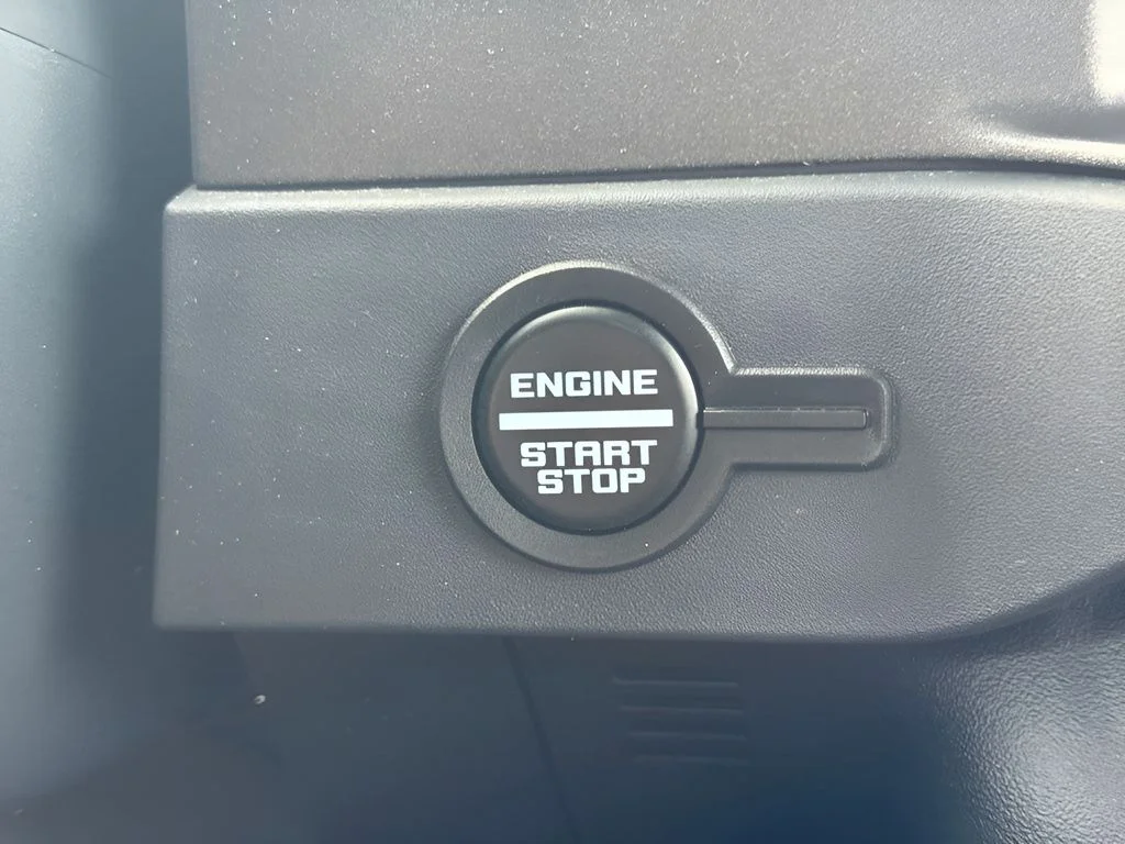 Used 2025 White Ford Big Bend image 13