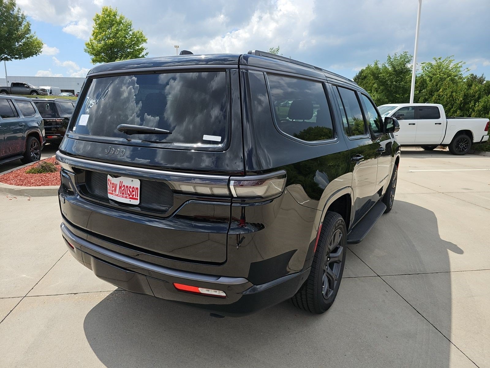 New 2026 High Gloss Black Jeep Limited Altitude image 5