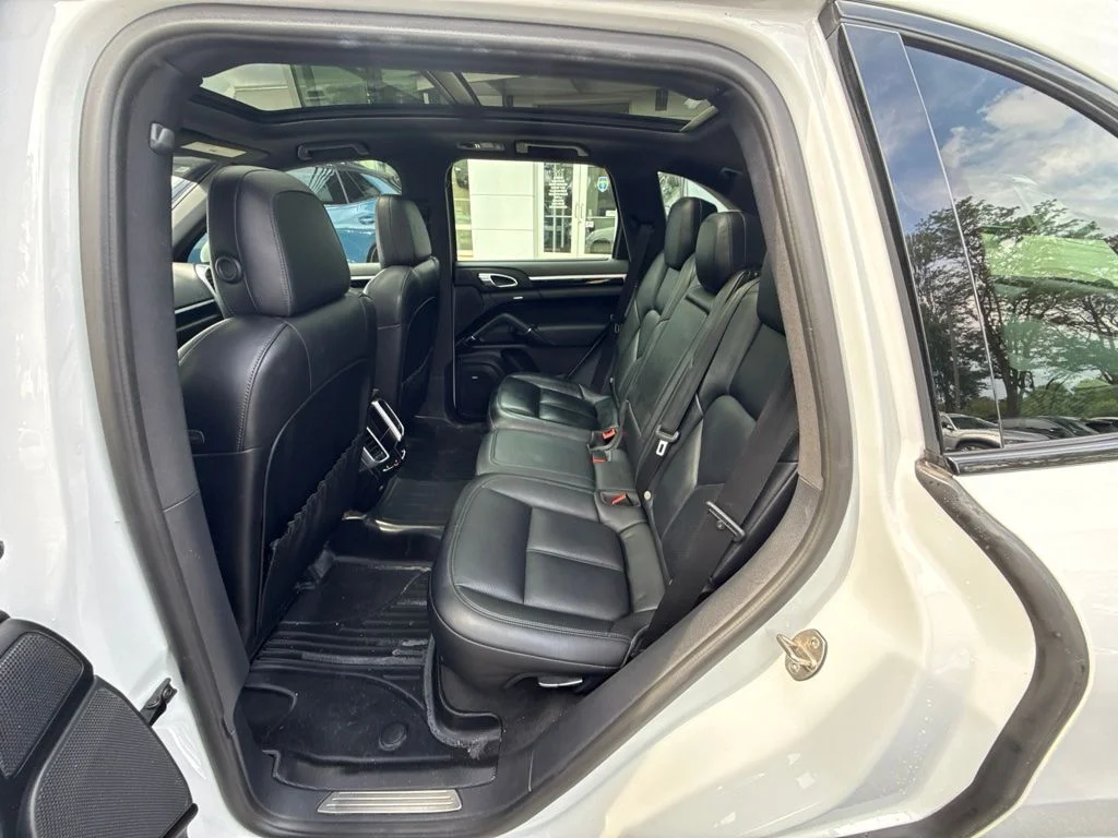 Used 2016 White Porsche S image 19