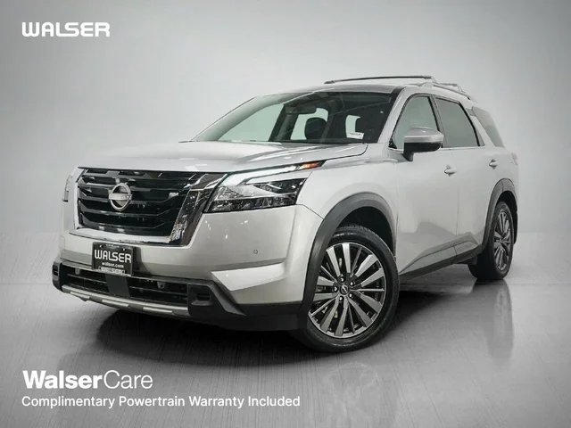 2024 Nissan Pathfinder SL