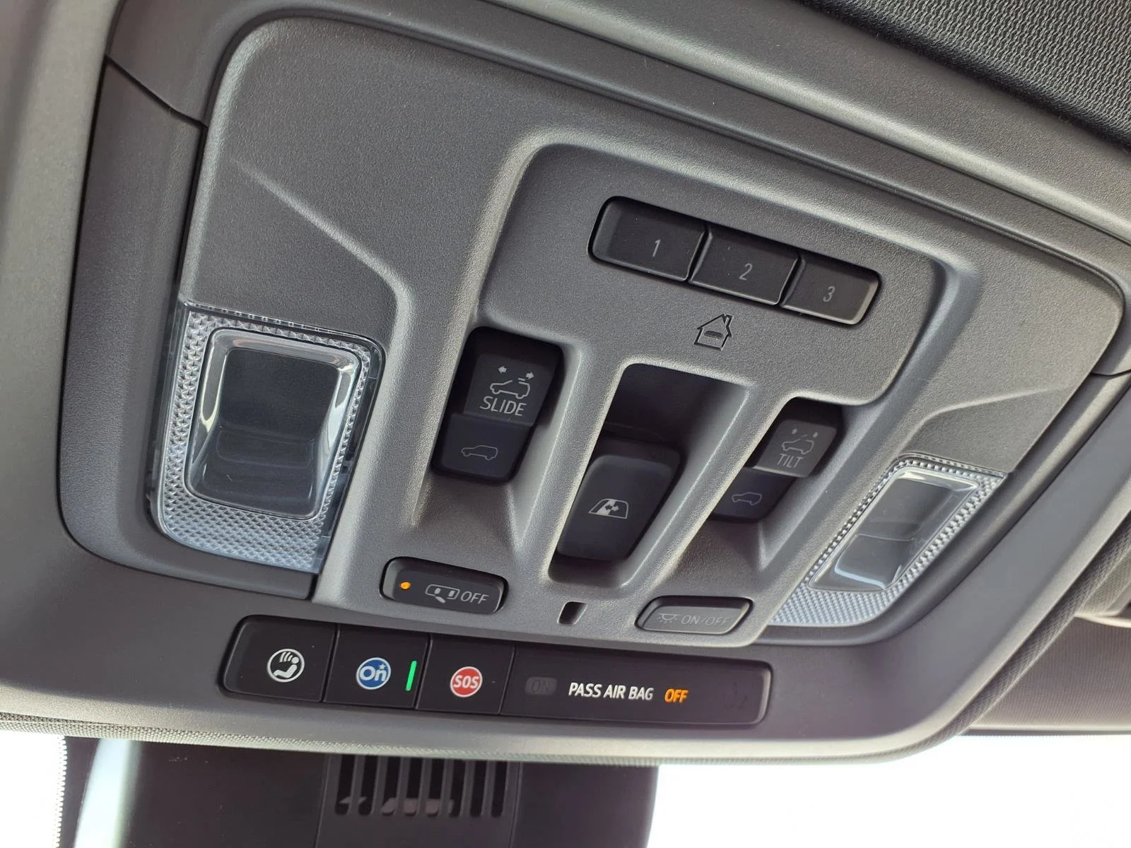 2026 GMC Sierra 1500 SLT - Photo 12
