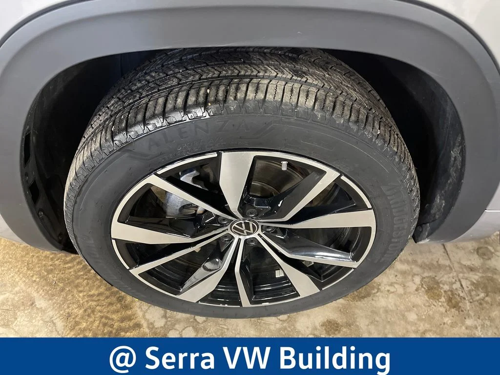 Used 2025 Silver Volkswagen 2.0T SEL Premium R-Line image 11