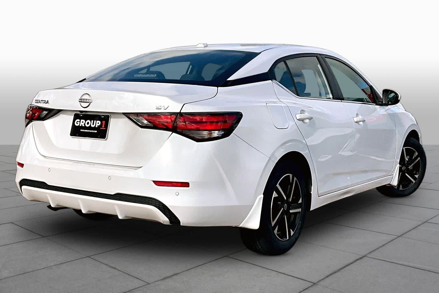 Used 2024 Aspen White Tricoat Nissan SV image 13