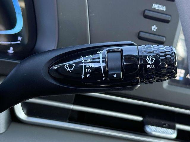New 2026 Blue Hyundai SE image 24
