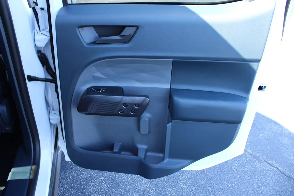 2025 Ford Maverick XLT - Photo 18