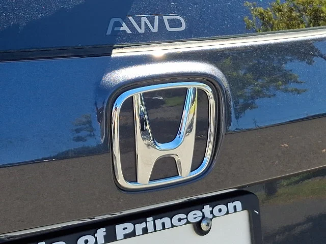 Certified Used 2024 Gray Honda EX-L image 33