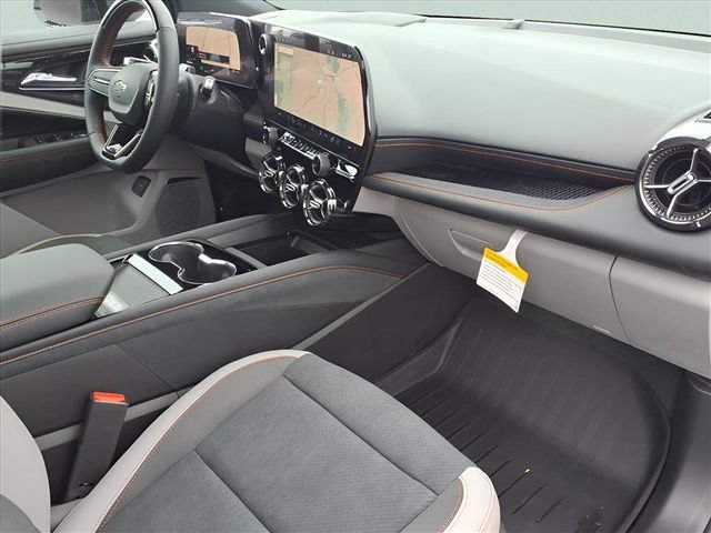 New 2026 Polar White Tricoat Chevrolet SS image 20
