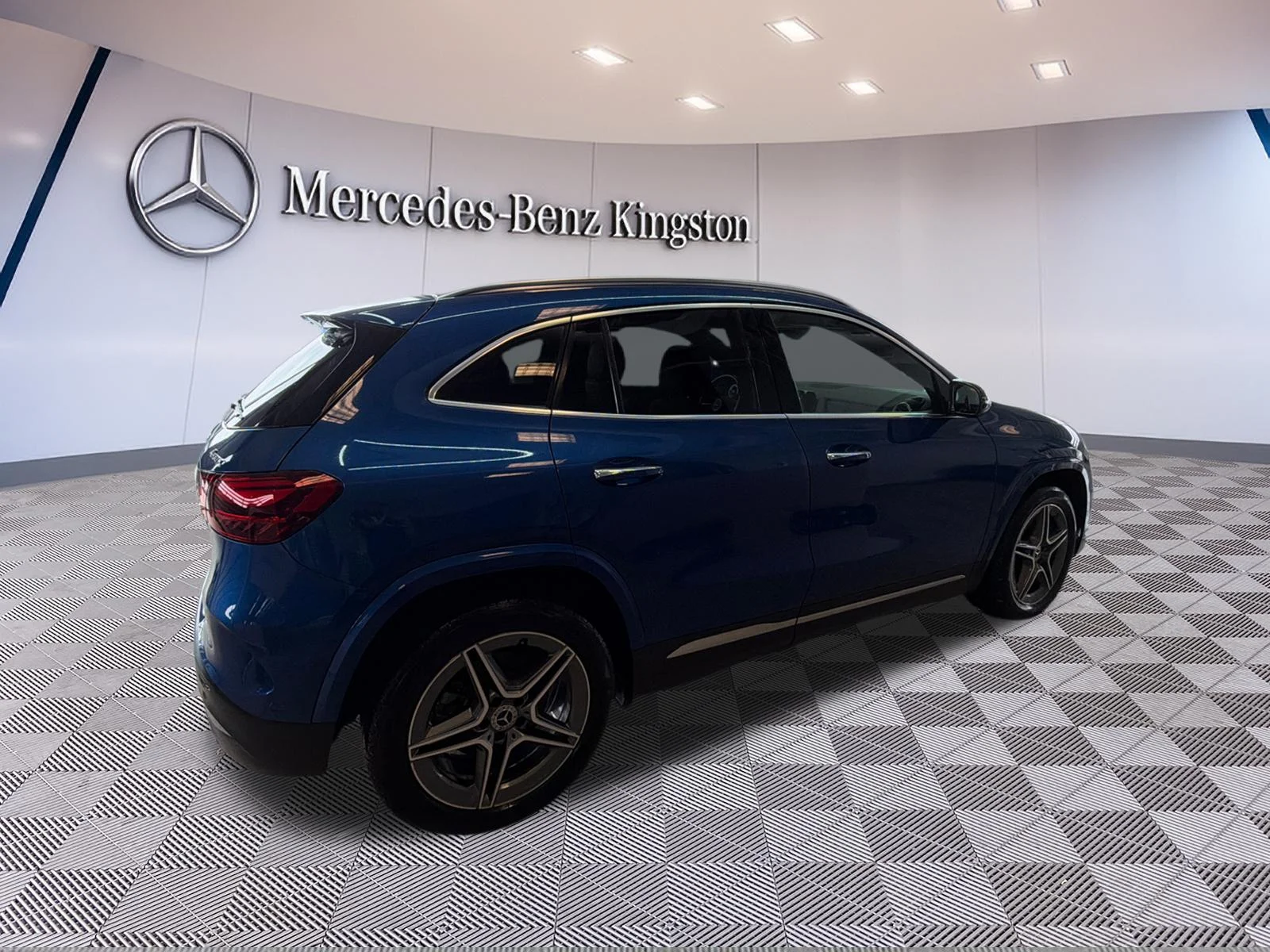 Certified Used 2025 Blue Mercedes-Benz 250 4matic Suv image 5