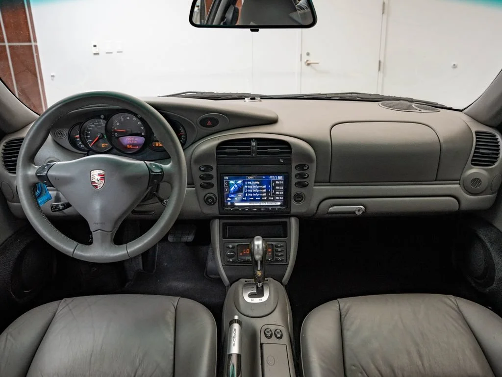 Used 2002 Seal Grey Metallic Porsche Carrera image 6
