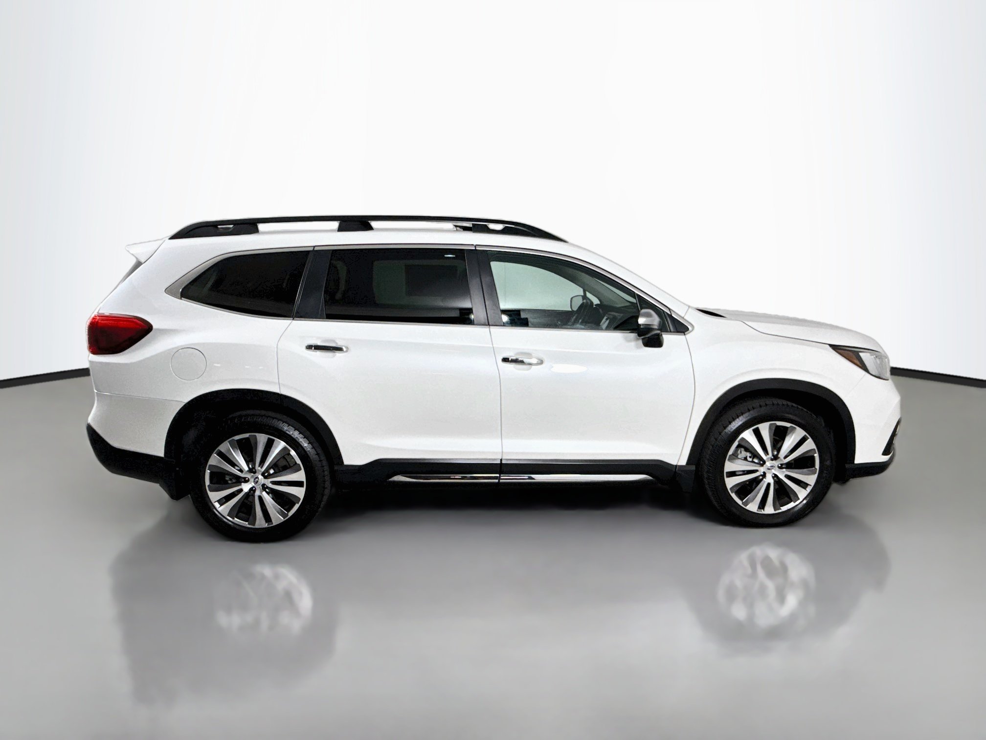 Used 2021 Crystal White Pearl Subaru Touring image 13