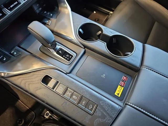 New 2026 Manganese Luster Lexus LUXURY image 30