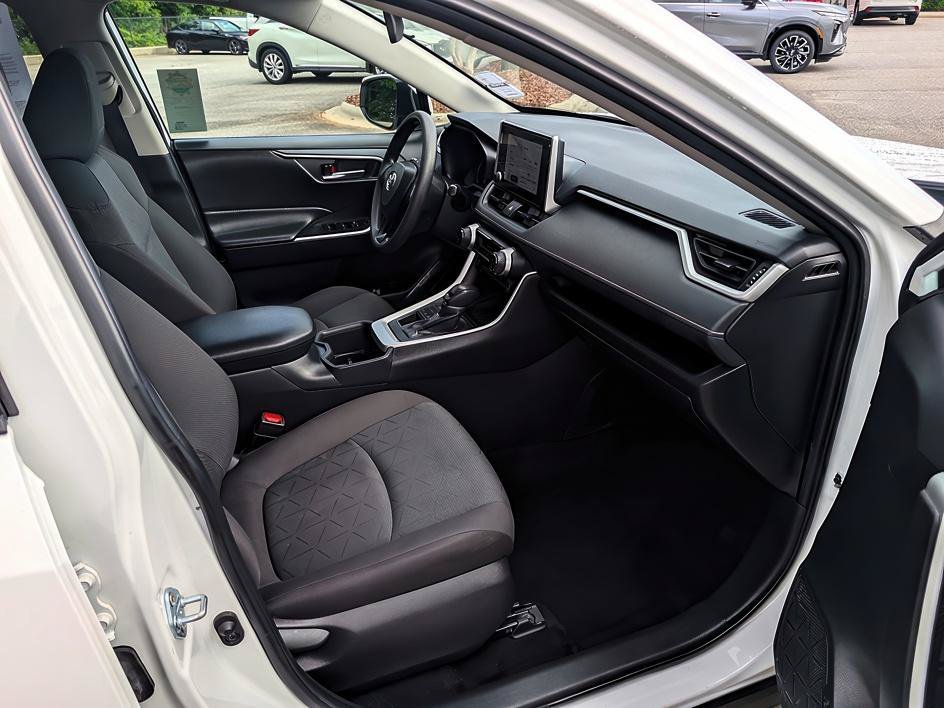 Used 2024 Ice Toyota XLE image 24